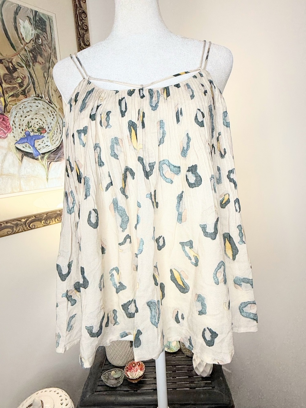 See U Soon XS Abstract Print Cold Shoulder Blouse Ivory Boho Flowy NWT Lined